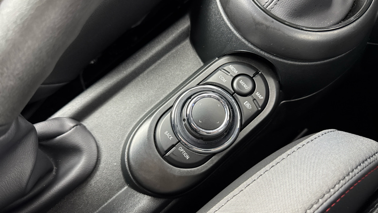 MINI Hatchback 1.5 Cooper Sport Premium 3dr Auto Petrol Hatchback